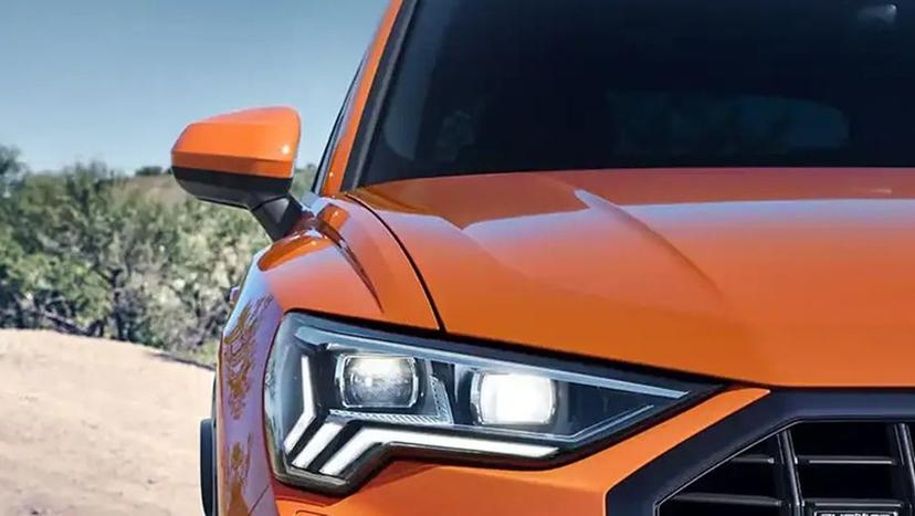 Audi Q3 Exterior image 3