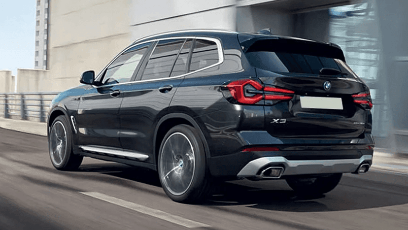 BMW X3 2023-2024 Exterior image 11