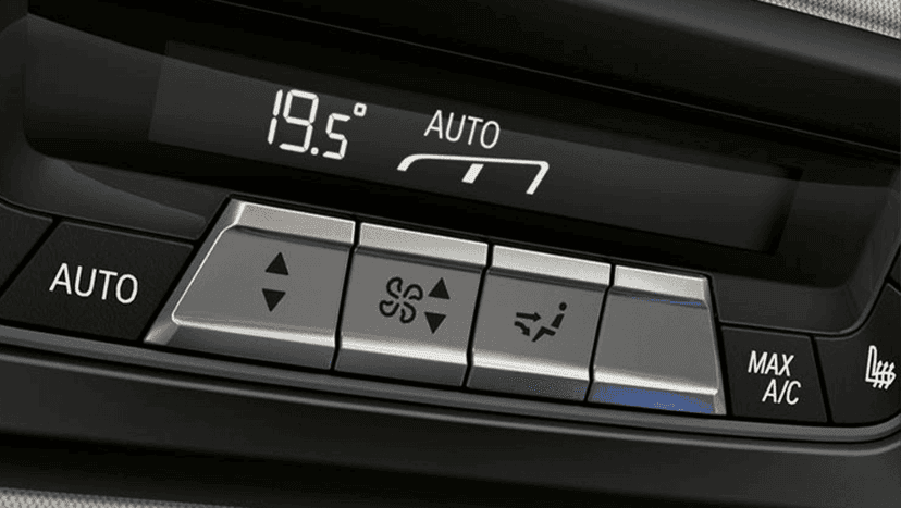 BMW X7 Interior image 1