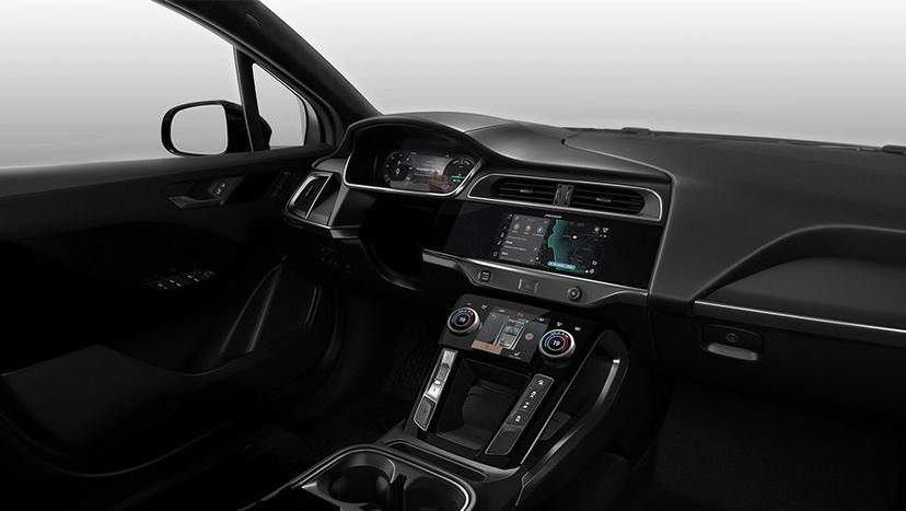 Jaguar I-Pace Interior image 13