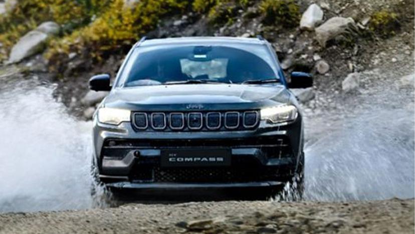 Jeep Compass Exterior image 3