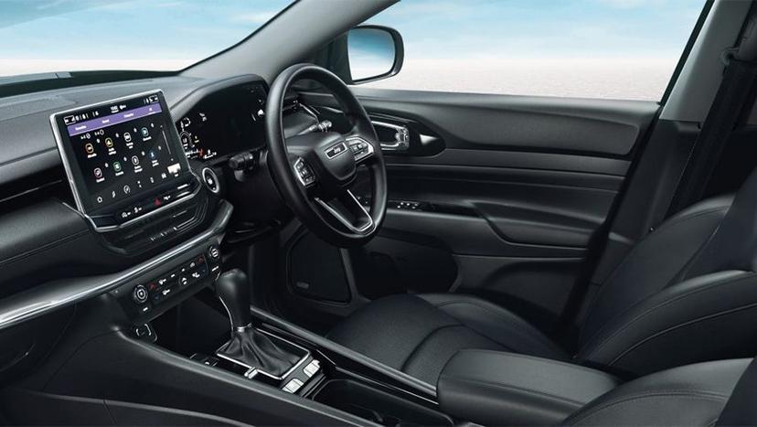 Jeep Compass Interior image 1