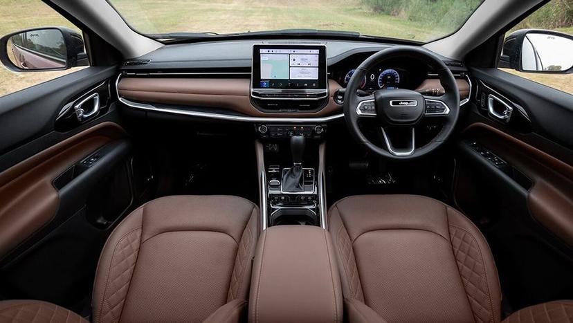 Jeep Meridian 2022-2023 Interior image 10