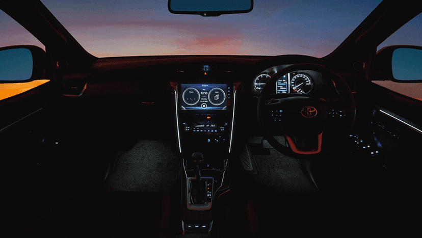 Toyota Fortuner Legender Interior image 7
