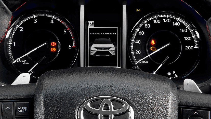 Toyota Fortuner Legender Interior image 3